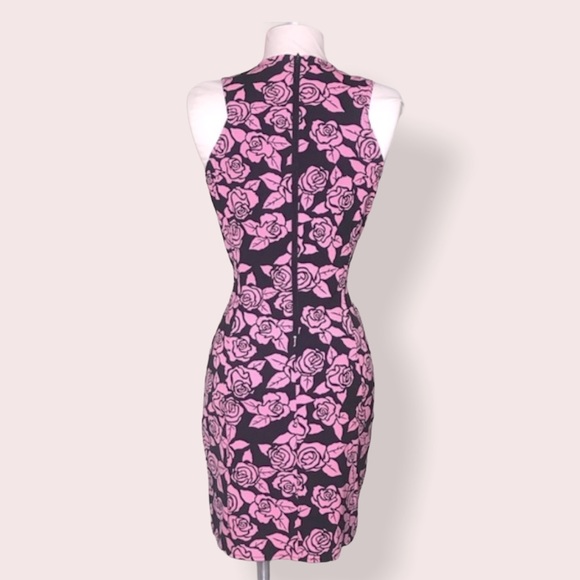 NWT H&M Black and Pink Rose Bodycon Dress - Picture 2 of 7